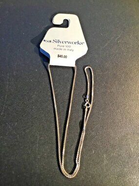 Belk Silverworks PURE 100 Jewelry ==CLIP CHAIN== Italy=CONTIANS 10% SILVER=